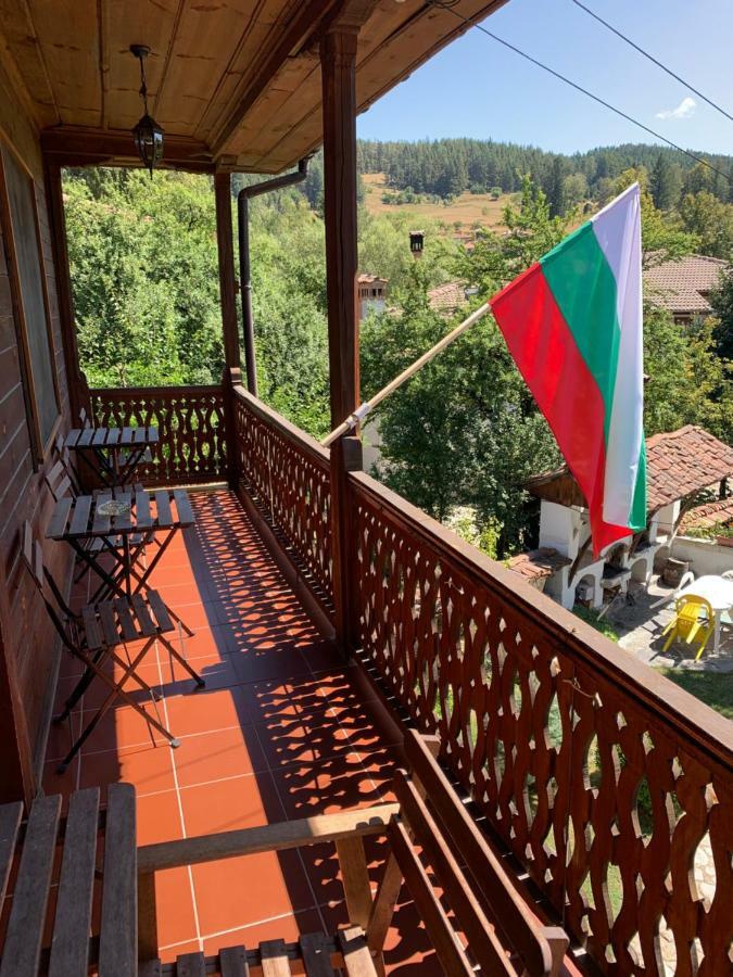Hotel Borimechkova Kashta à Koprivchtitsa Extérieur photo